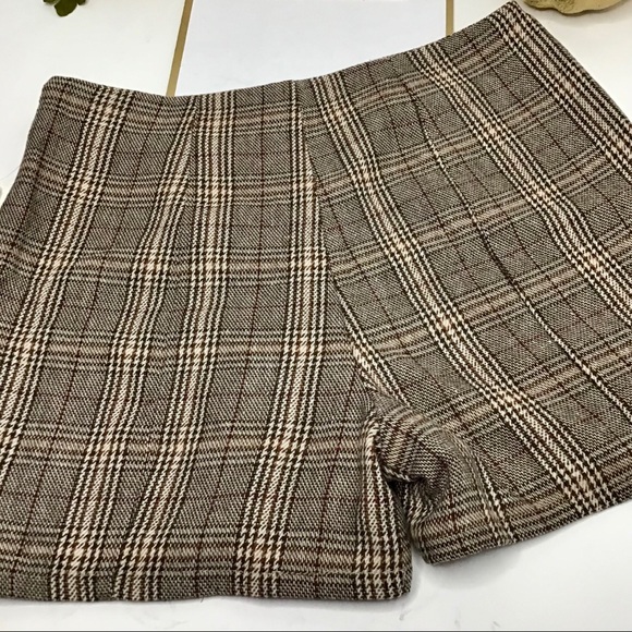 Altar’d State Skort Plaid Brown Houndstooth Lined - Picture 6 of 13